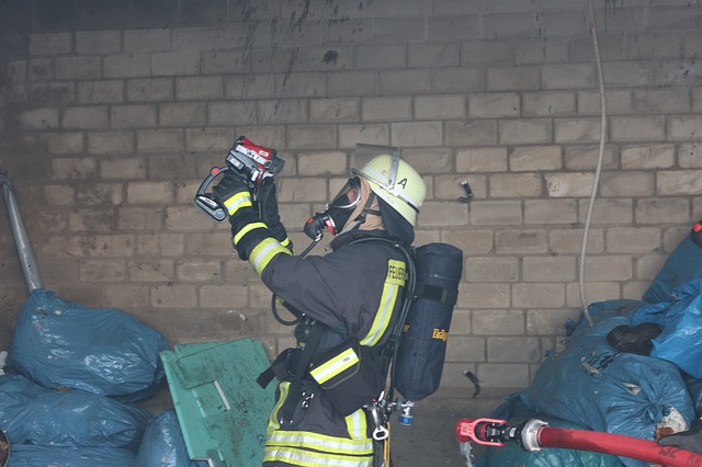 zasada działania kamery termowizyjnej na przykładzie akcji strażackiej